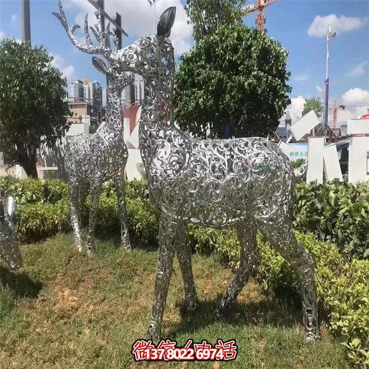 LED梅花鹿雕塑照明，景觀照明設(shè)計體驗