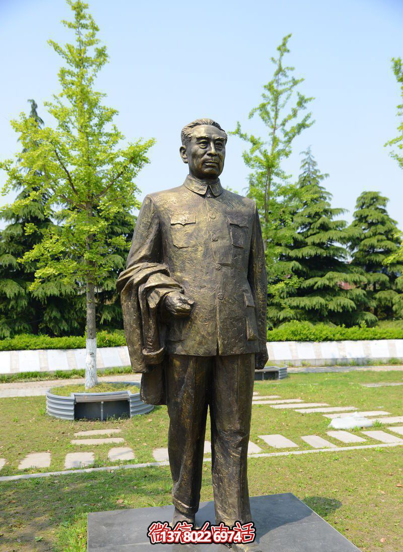 紀(jì)念周恩來偉人雕塑，緬懷歷史，見證輝煌