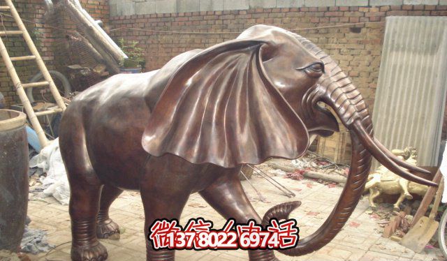創(chuàng)意仿銅大象雕塑，美化環(huán)境景觀