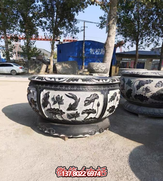 古典仿古石雕魚缸，添點(diǎn)家園庭院荷花水景