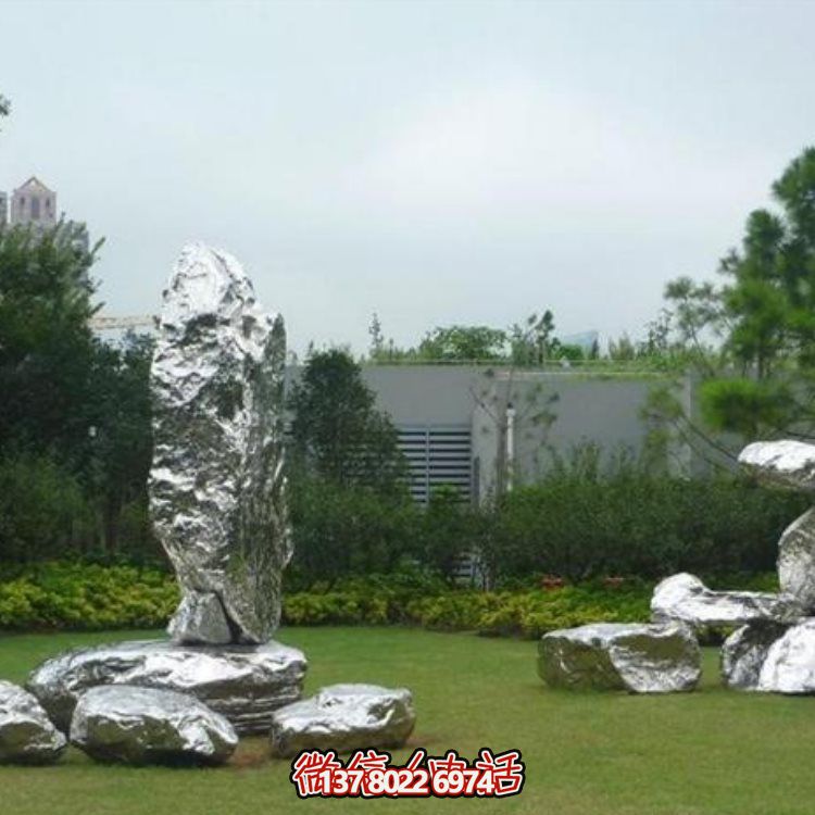不銹鋼雕塑景觀頭，讓您的戶外草坪更加美觀